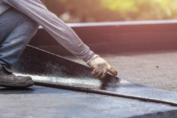 Professional Crawl Space Encapsulation technician working in Newark, IL